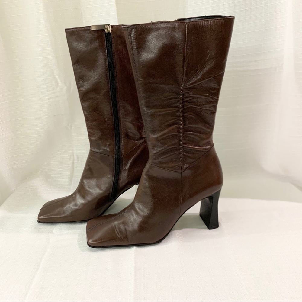 ❌SOLD❌ 90s mid calf boots